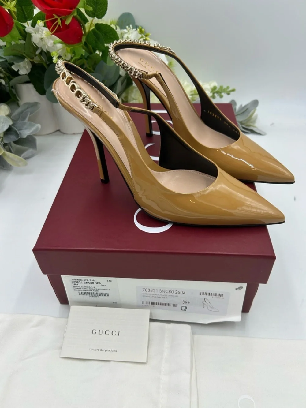 Women's Gucci Signoria chain patent sling back pumps size 39.5 made in Italy